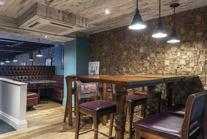 ホテル The Queen'S Head Wetherspoon タヴィストック エクステリア 写真